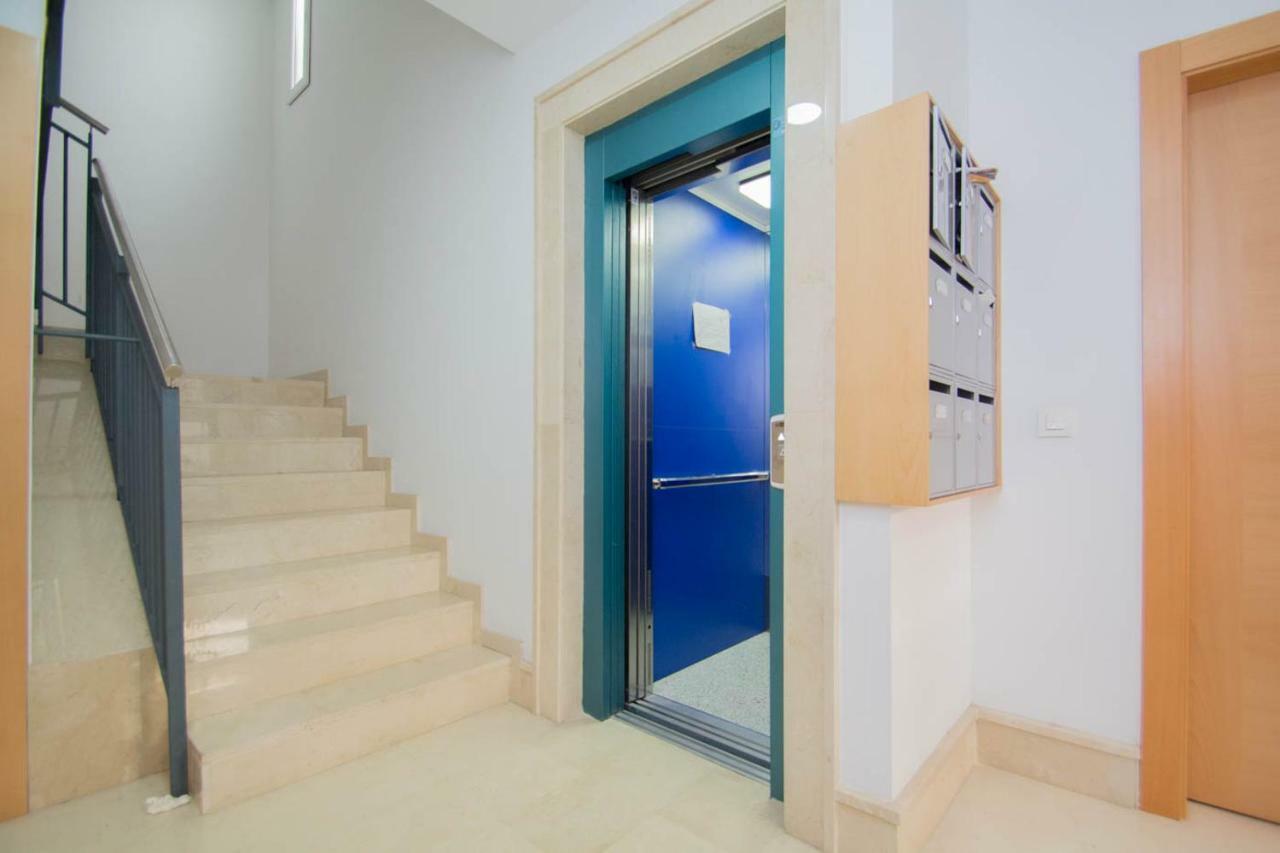 Gran Via 1B & Parking Opcional Apartment Granada Exterior photo